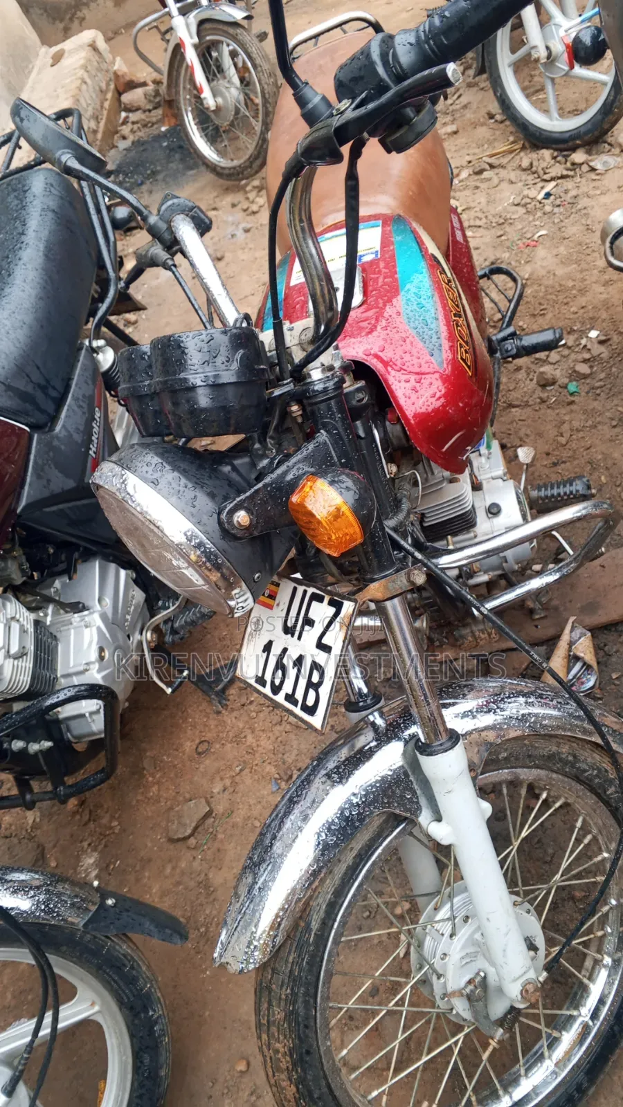 Bajaj Boxer 100 2021 Red