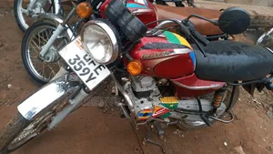 Bajaj Boxer 100 2020 Red
