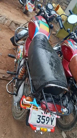 Bajaj Boxer 100 2020 Red