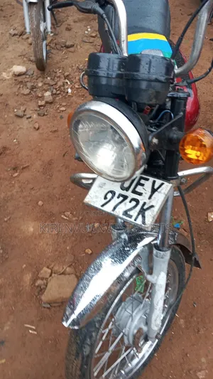 Bajaj Boxer 100 2020 Red