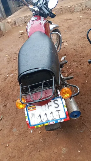 Bajaj Boxer 100 2018 Red