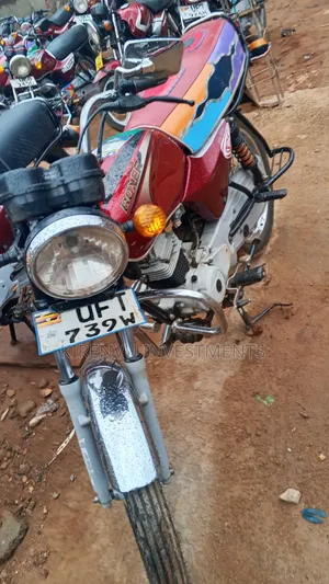 Bajaj Boxer 100 2020 Red