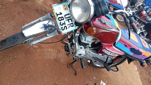 Bajaj Boxer 100 2022 Red