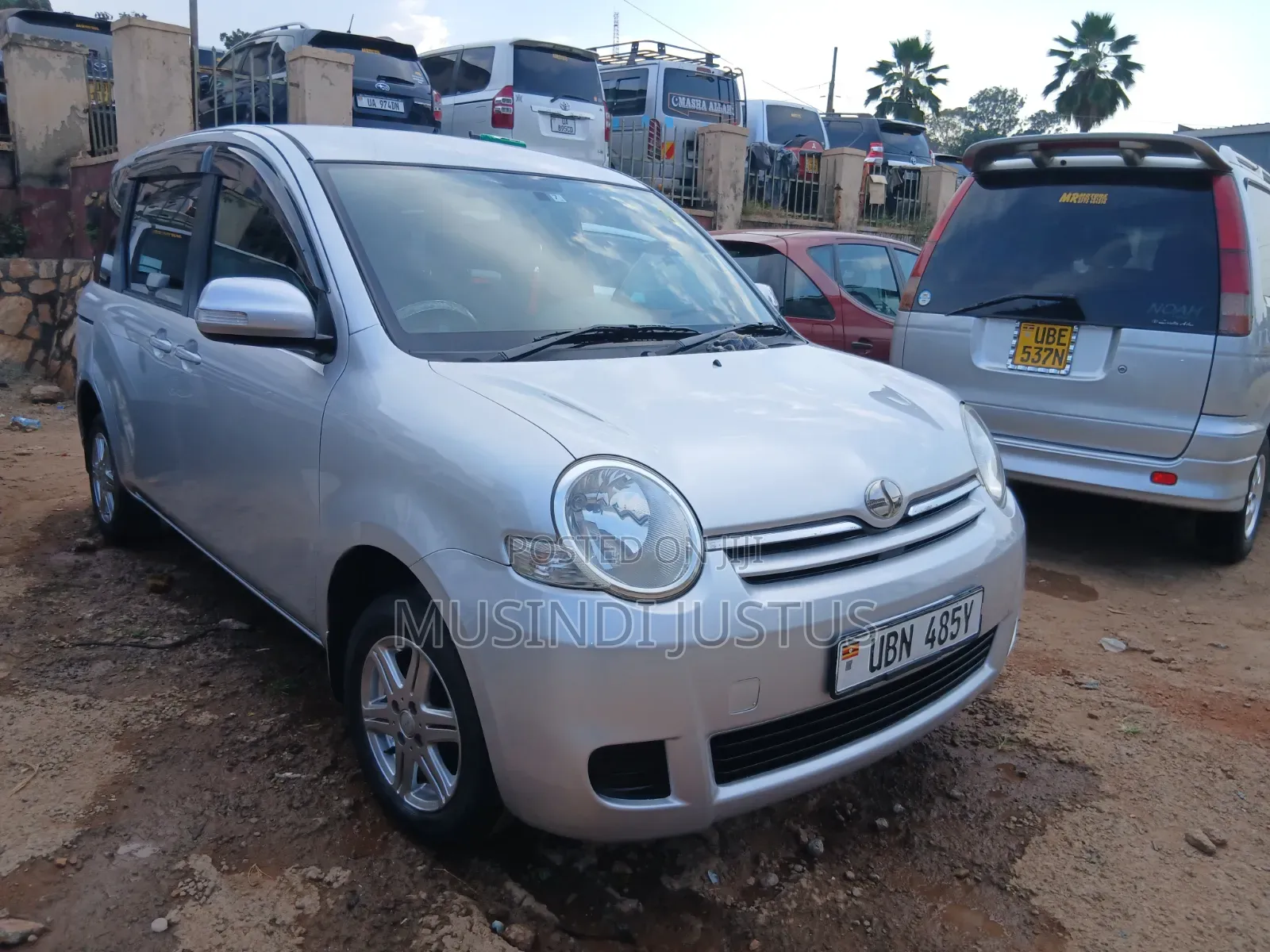 Toyota Sienta 2008 Silver