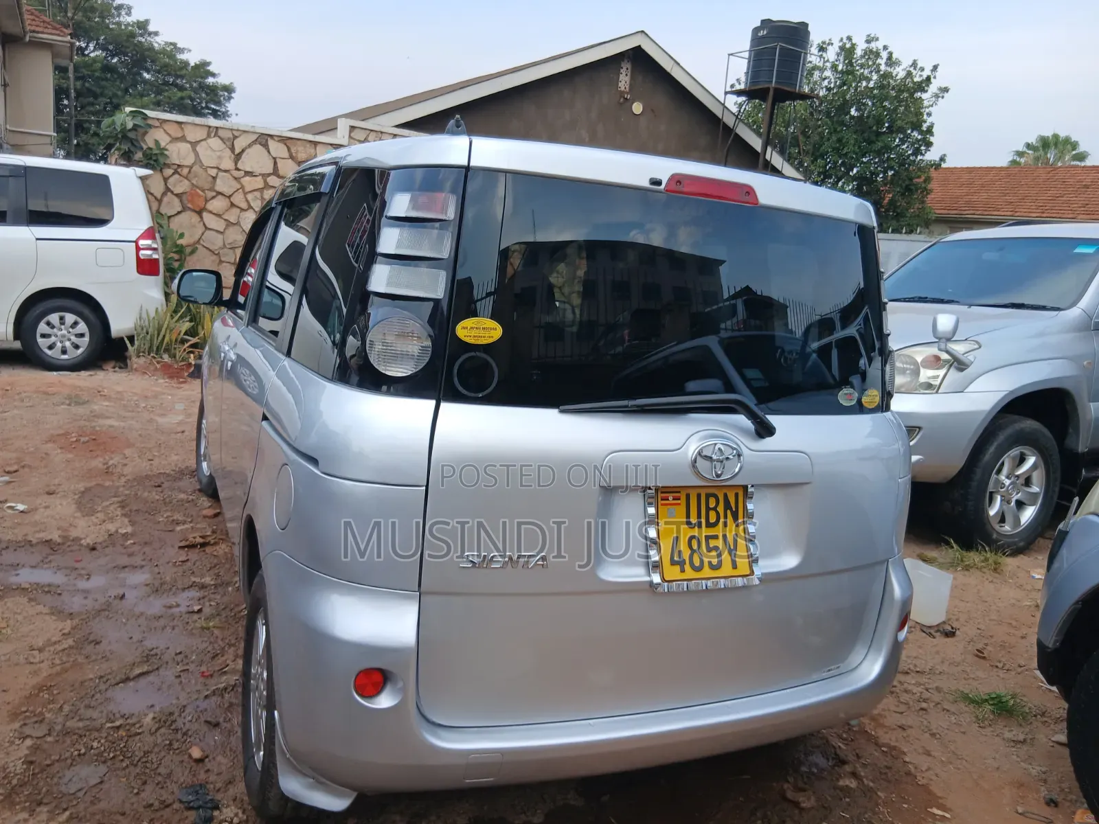 Toyota Sienta 2008 Silver