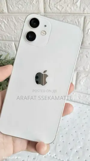Apple iPhone 12 64 GB White