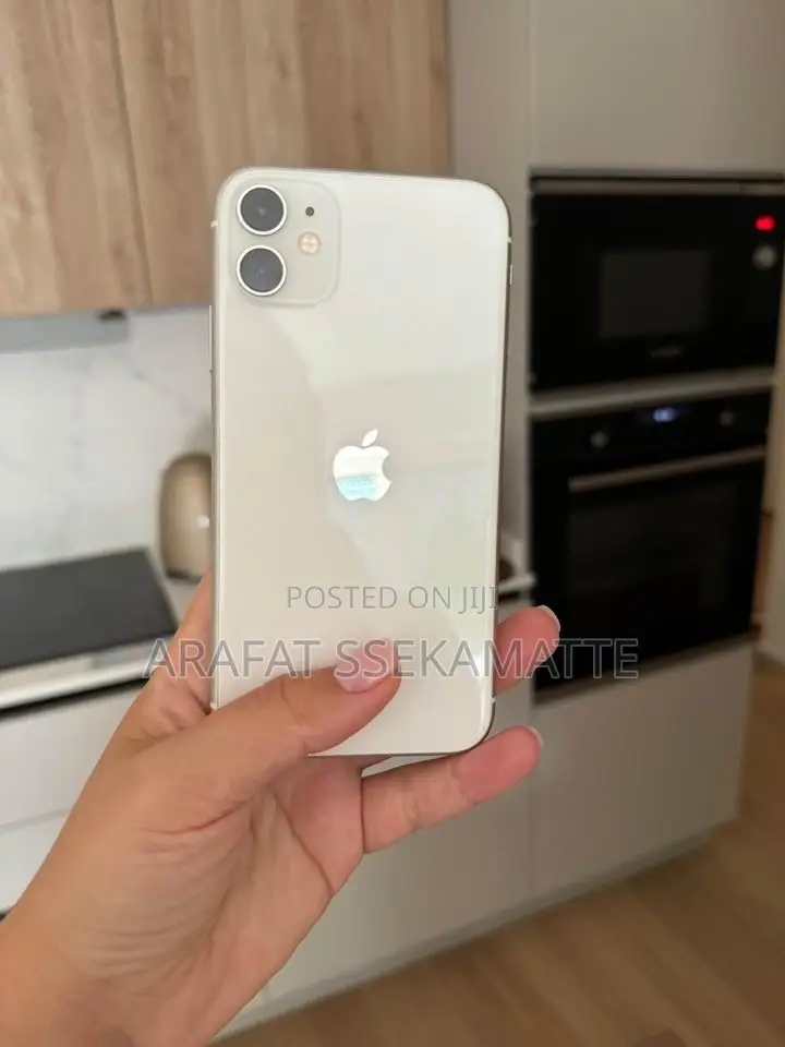 Apple iPhone 11 64 GB White