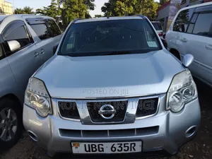 Nissan X-Trail 2010 Silver