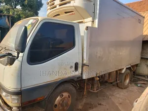 Canter Boxbody Freezer