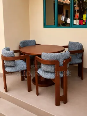 4 Seater Dining Set / Dining Table