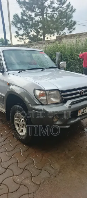 Toyota Land Cruiser Prado 1998 Gray