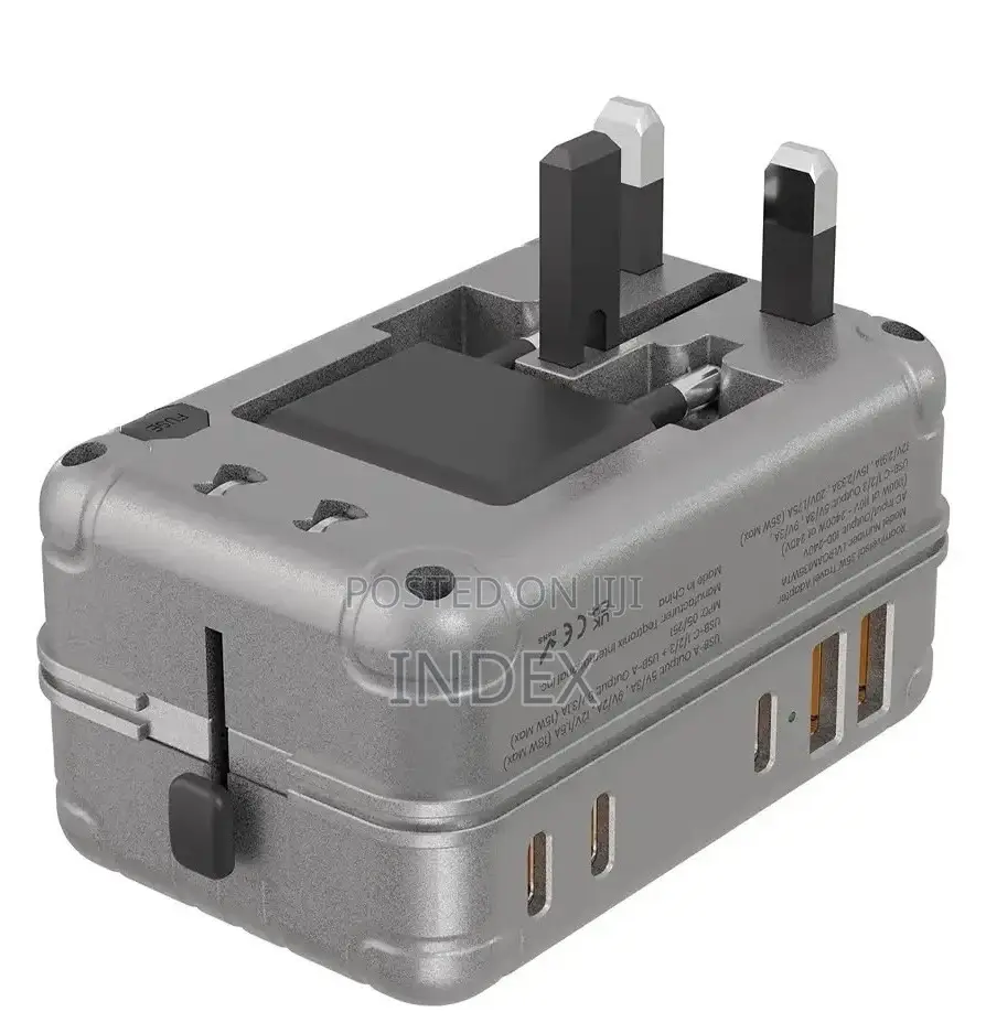 Levelo Universal Travel Adapter With 2400w