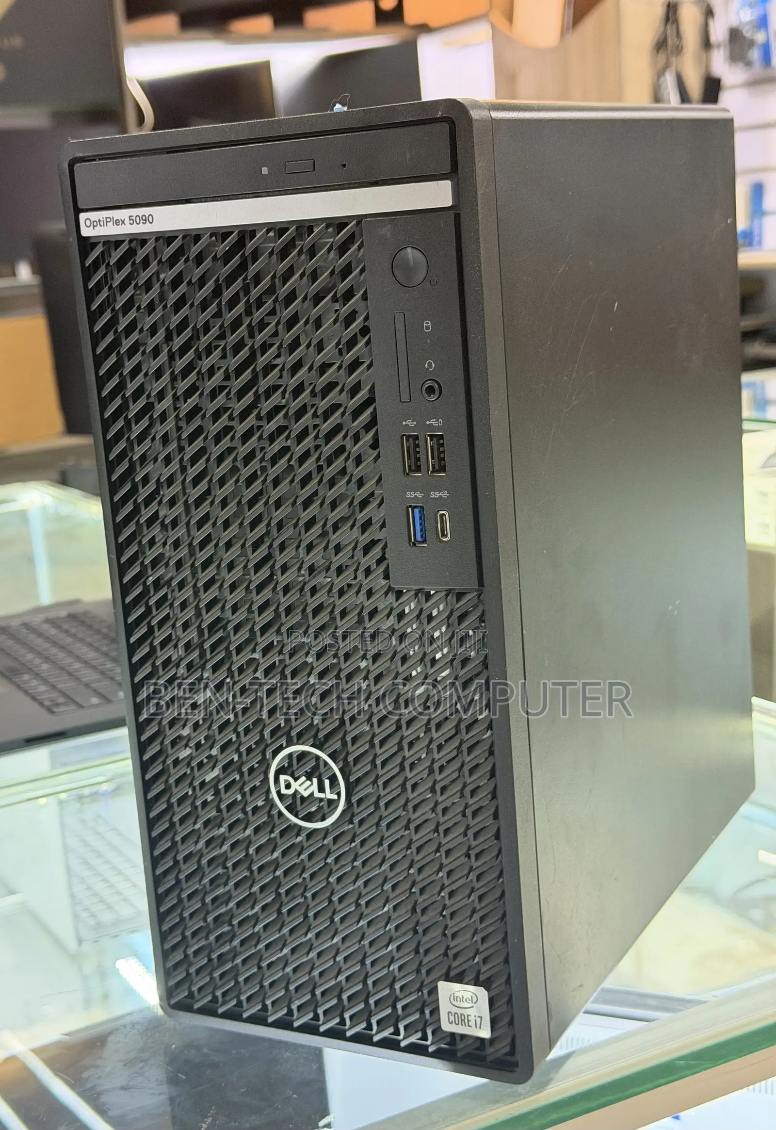 Desktop Computer Dell 8GB Intel Core i5 SSD 256GB