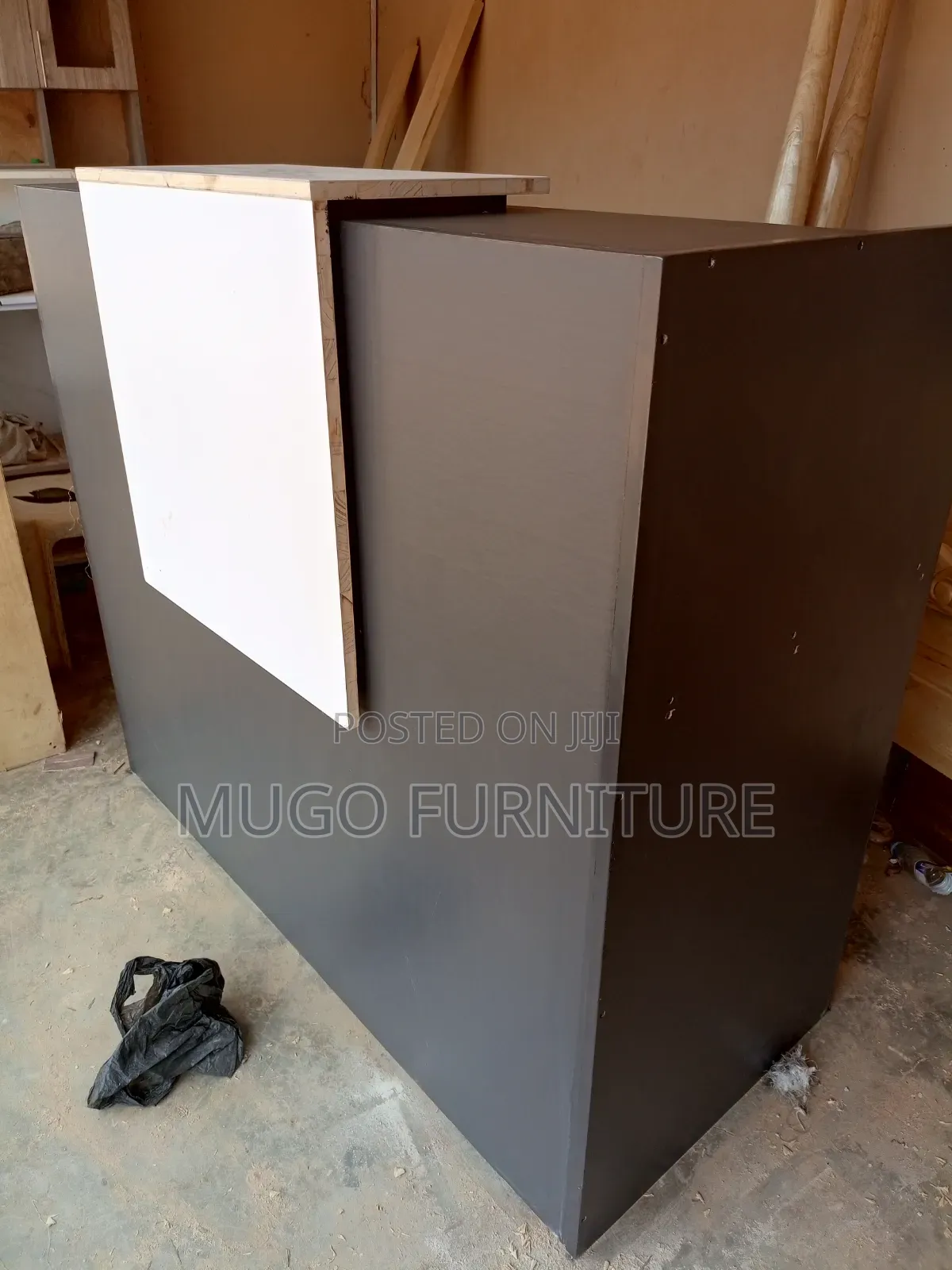 Beautiful Counter for Multiple Business