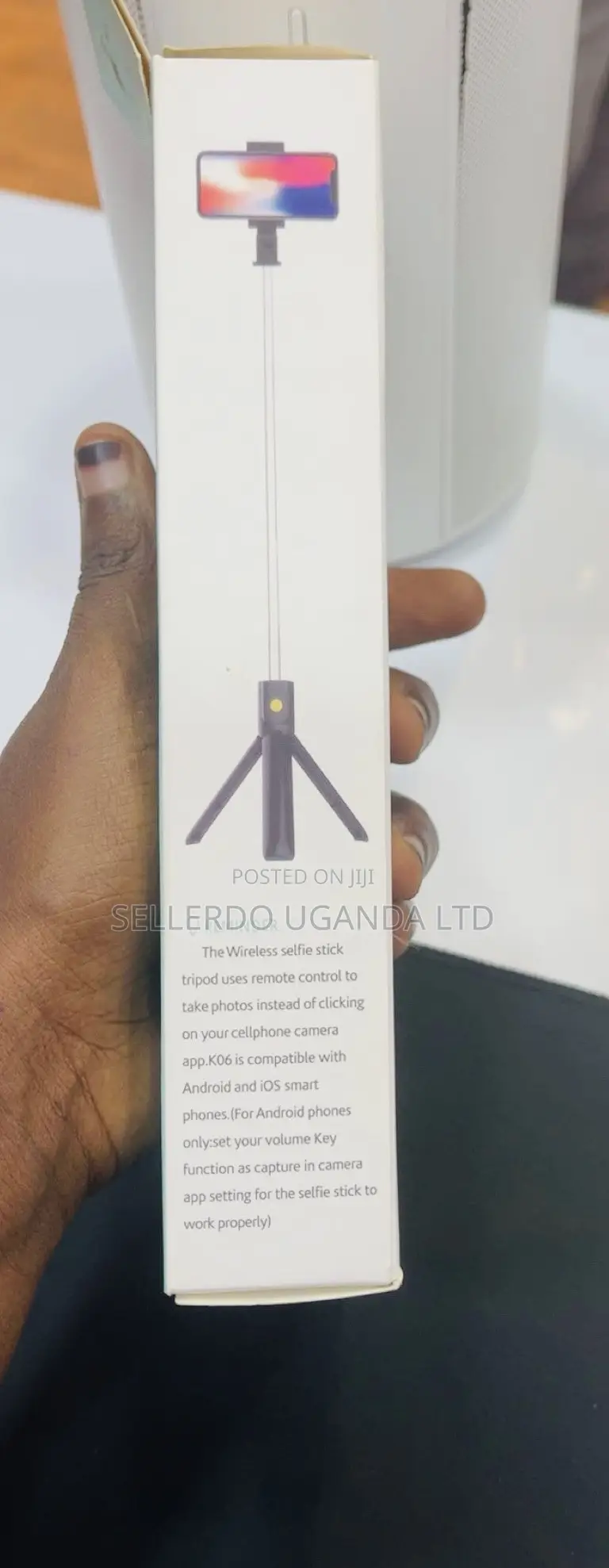 Selfie Stick Integrated Tripod Ko7