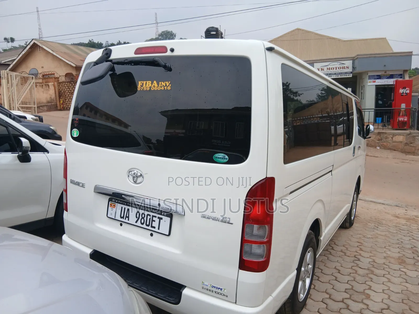 Toyota HiAce 2012 White