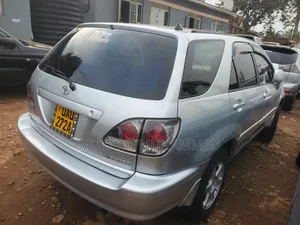 Toyota Harrier 2001 Silver