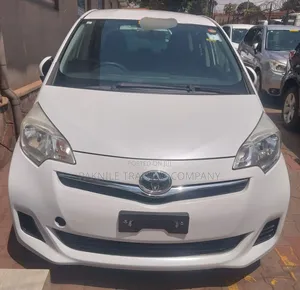 Toyota Ractis 1.5 AWD 2013 White