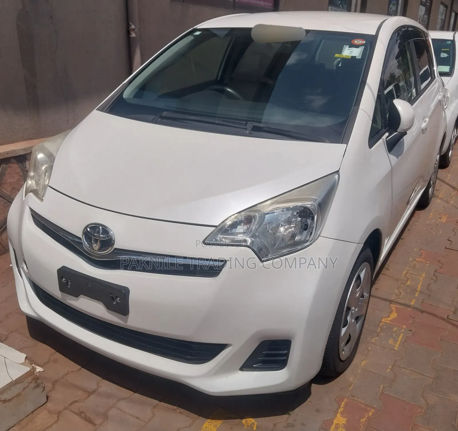 Toyota Ractis 1.5 AWD 2013 White