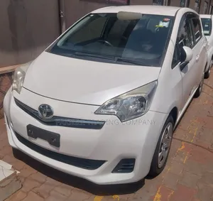 Toyota Ractis 1.5 AWD 2013 White