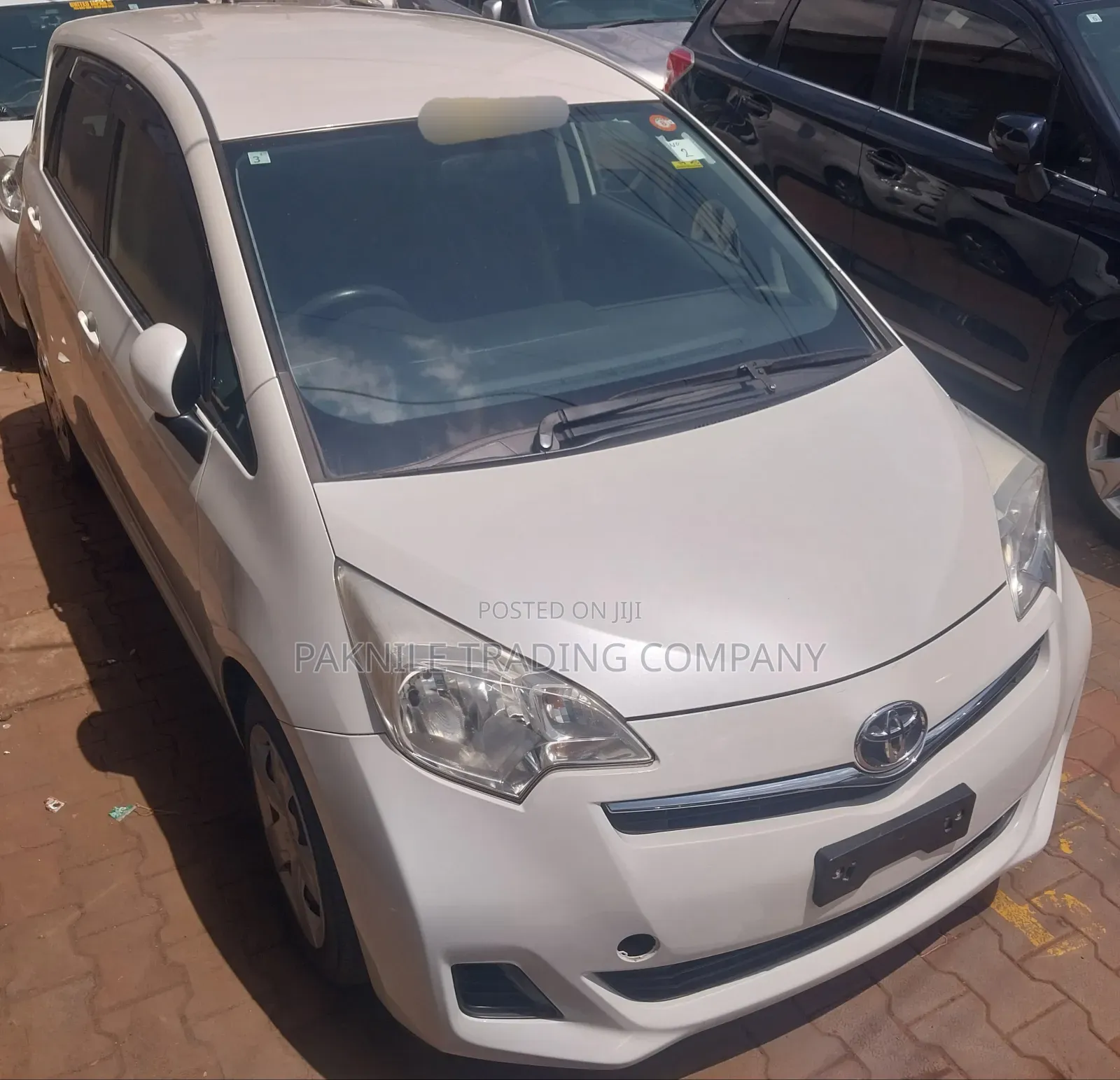 Toyota Ractis 1.5 AWD 2013 White