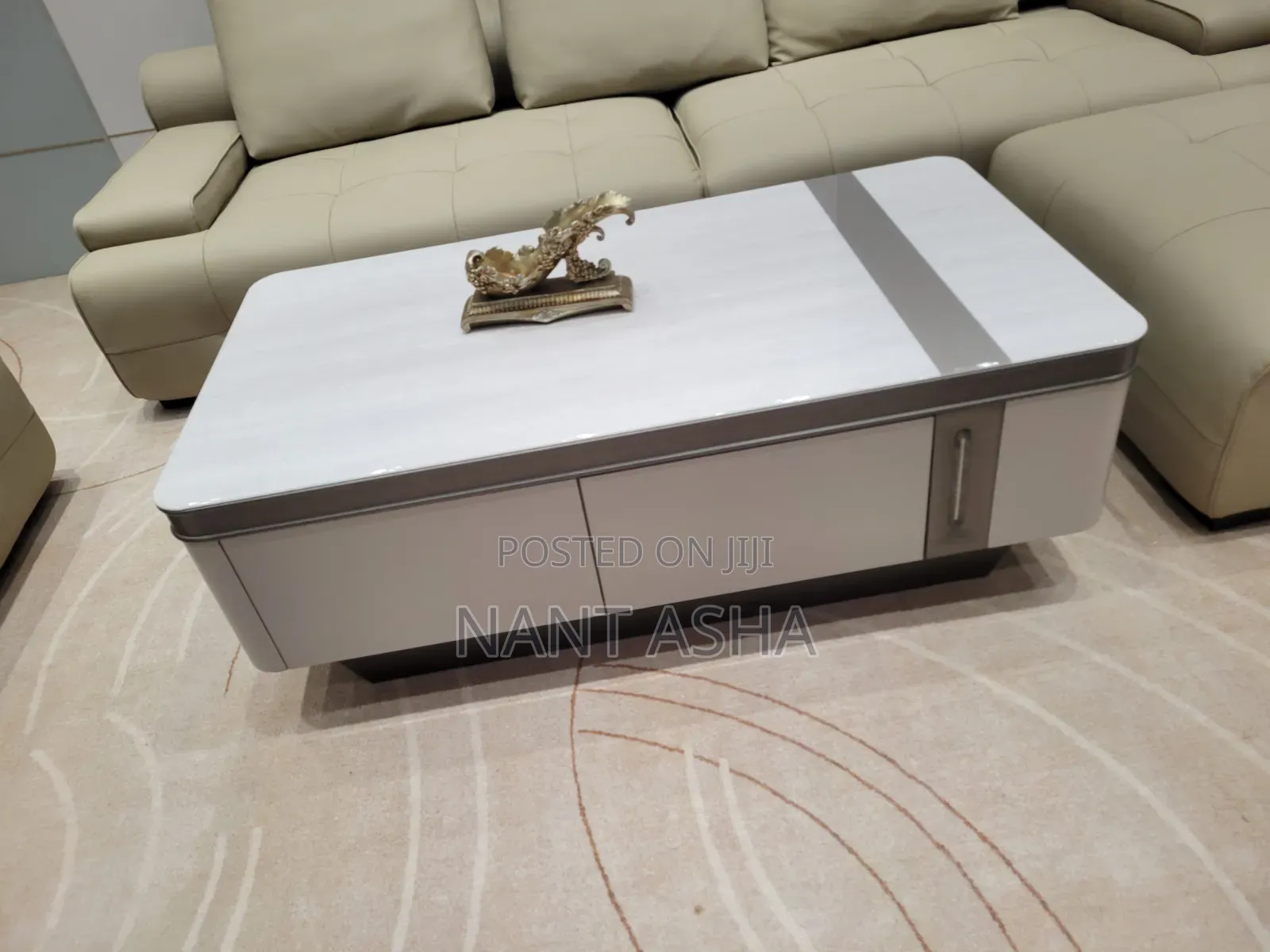 Modern Luxury White Marble Tables Perfect With Leather Sofas