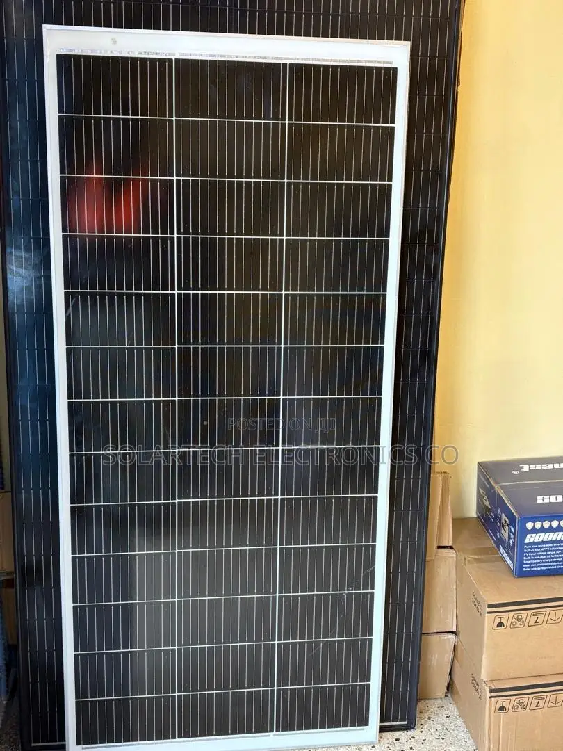 Efficient 200w 24v Solar Module for Battery Charging From the Sun
