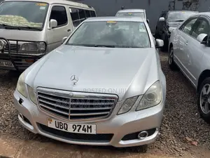 Mercedes-Benz E300 2012 Silver