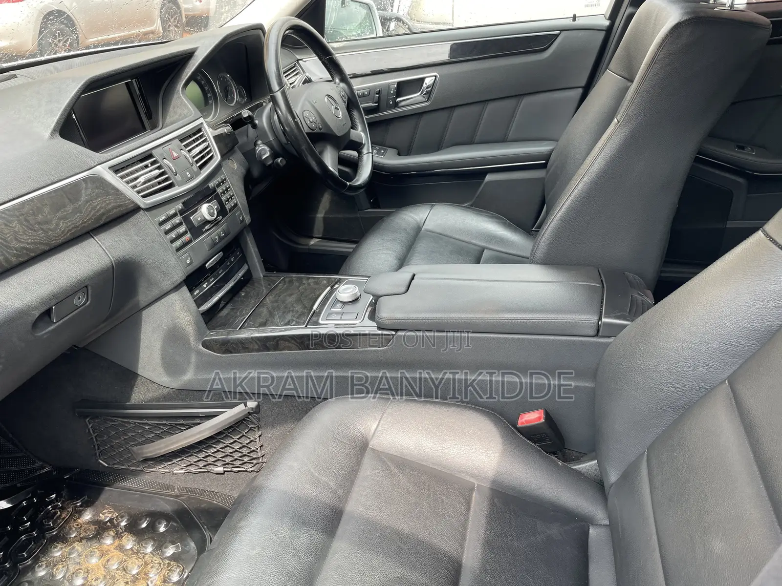 Mercedes-Benz E300 2012 Silver