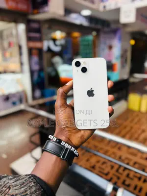 Apple iPhone 13 128 GB
