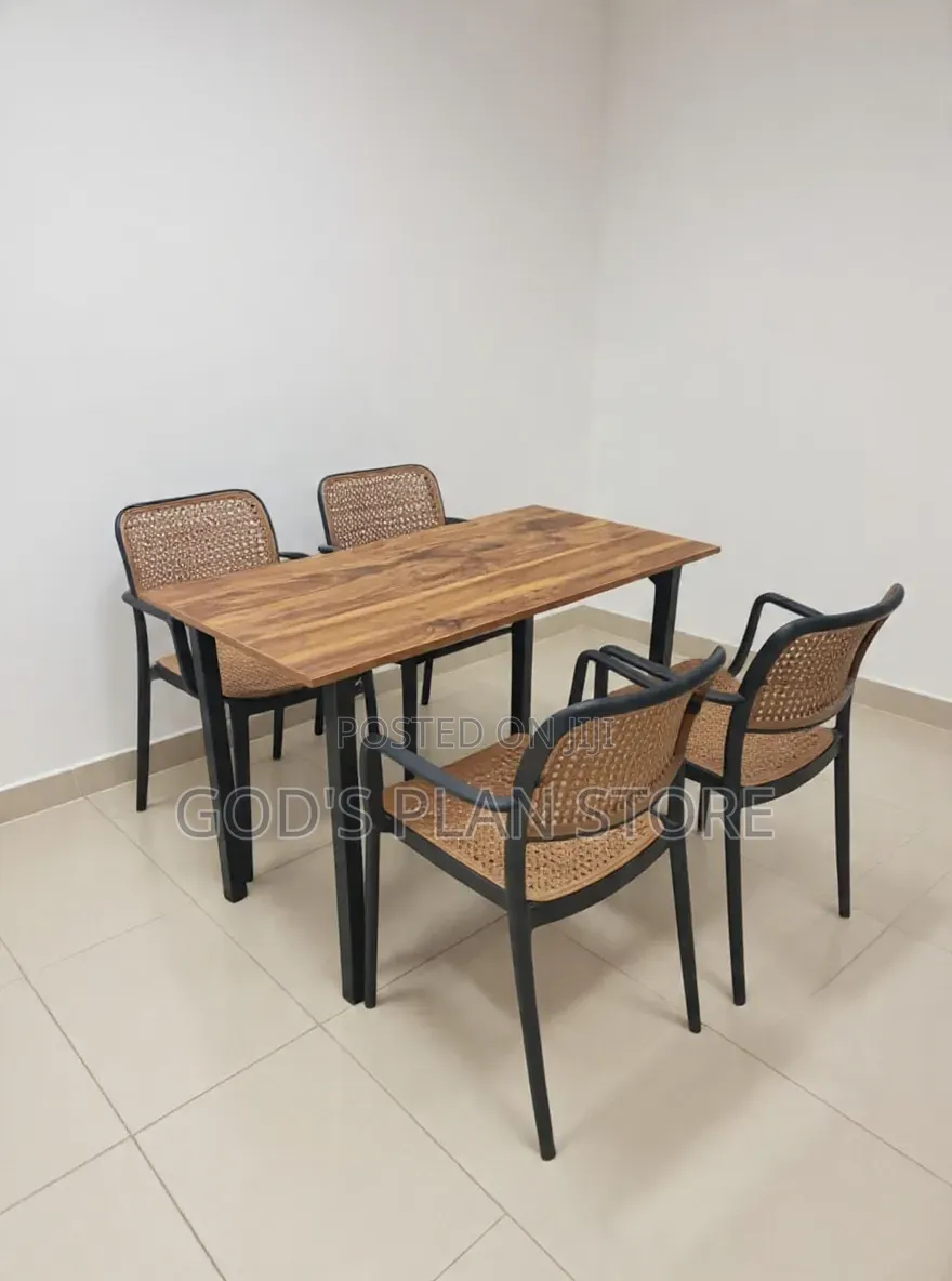 Pp Rattan Restaurant Table and Chairs Restaurant Table and Chairs