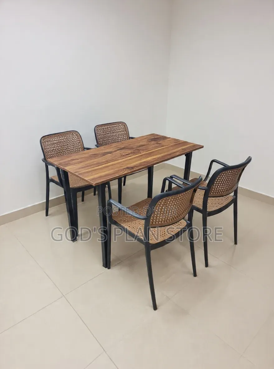 Pp Rattan Restaurant Table and Chairs Restaurant Table and Chairs