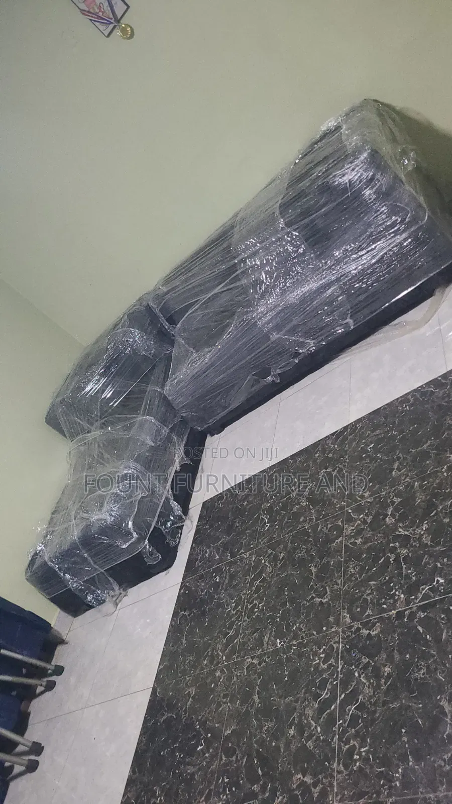 4 Seator L Sofa Set