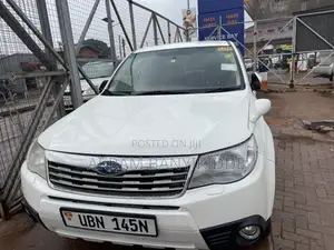 Subaru Forester 2009 White