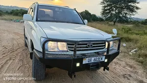Toyota Land Cruiser Prado 2015 White