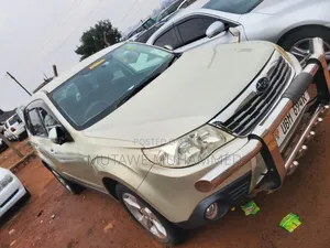 Subaru Forester 2010 Gold