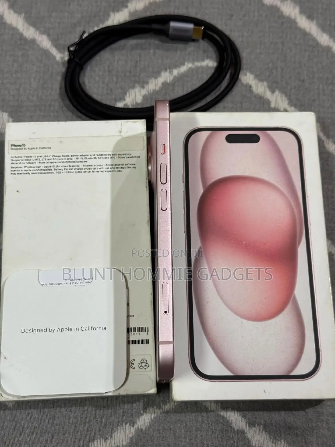 Apple iPhone 15 128 GB Pink