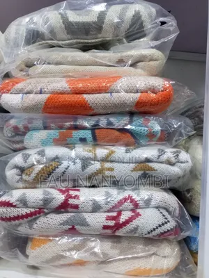 Knitted Throw Blankets