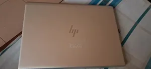Laptop HP 240 G8 8GB Intel Core i5 HDD+SSD 256GB