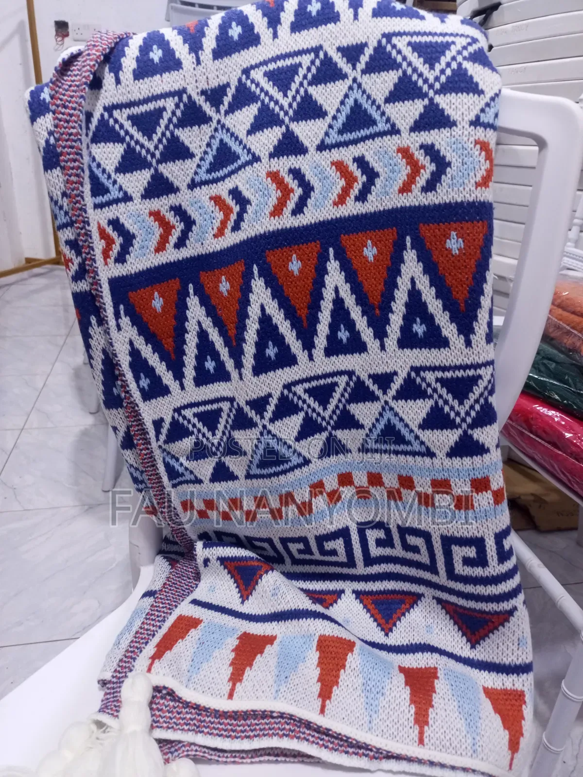 Knitted Throw Blankets