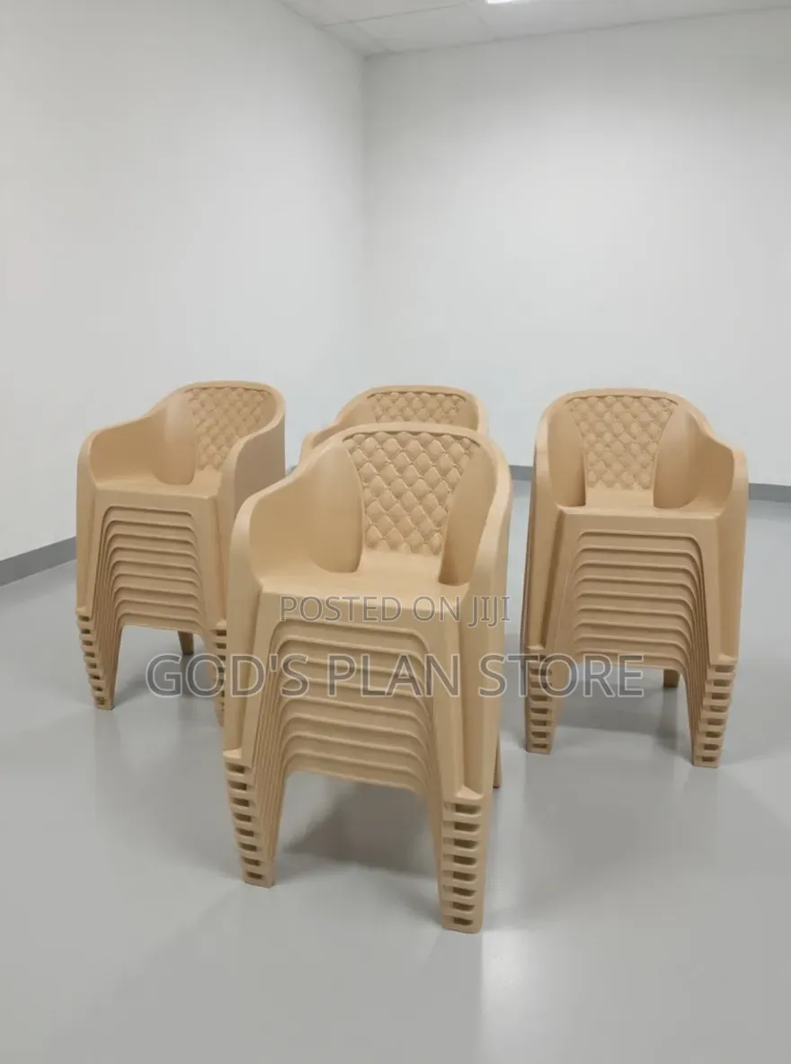 Beige Diamond Back Plastic Chairs Plastic Chairs