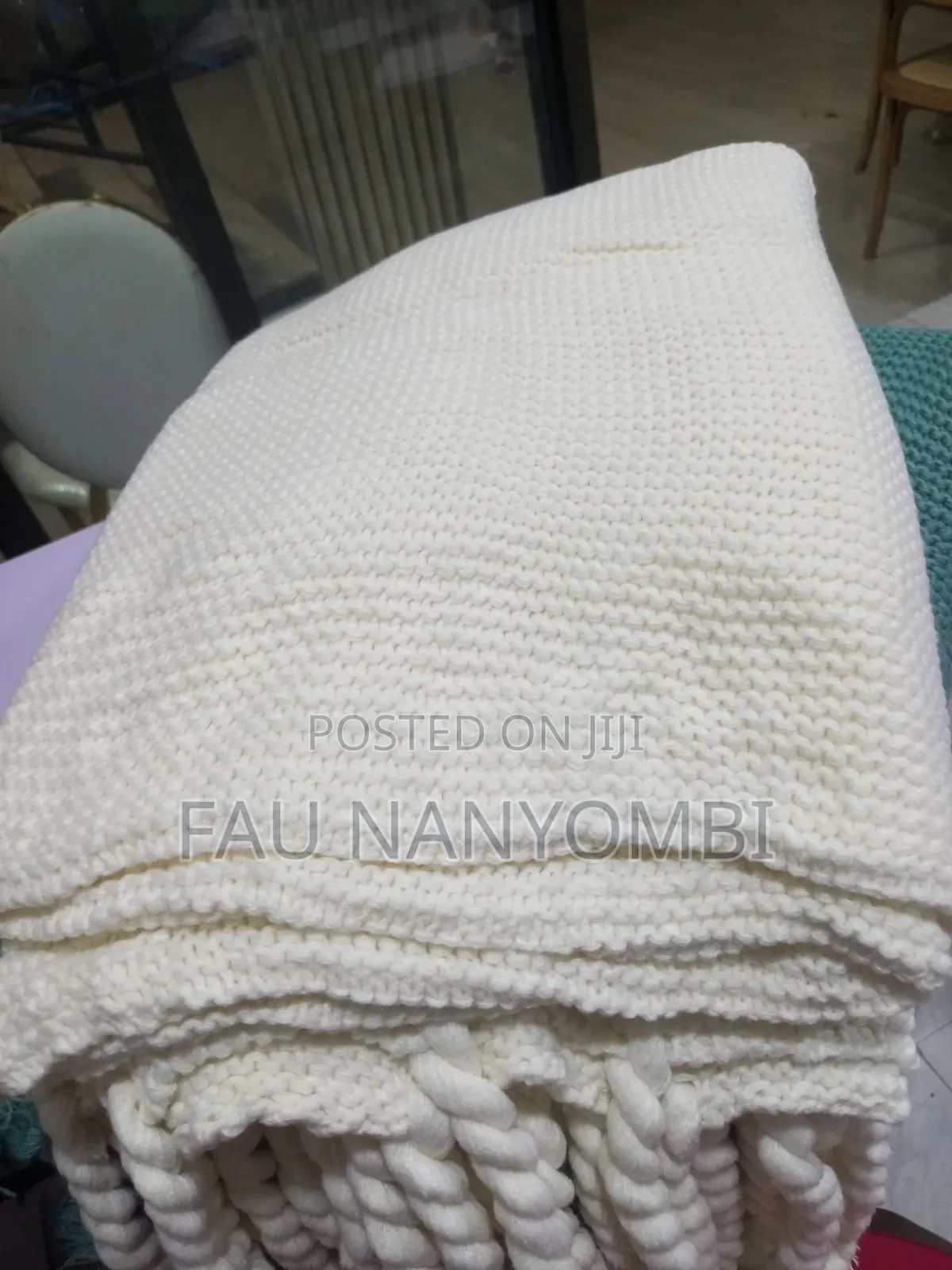 Knitted Throw Blankets
