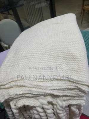Knitted Throw Blankets