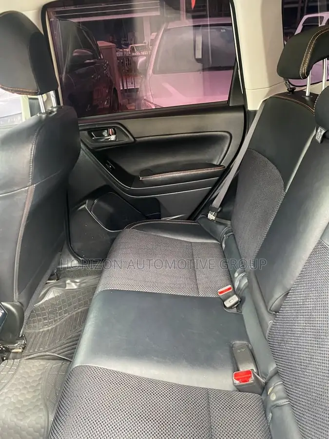 Subaru Forester 2.0XT Premium AWD 2017 White