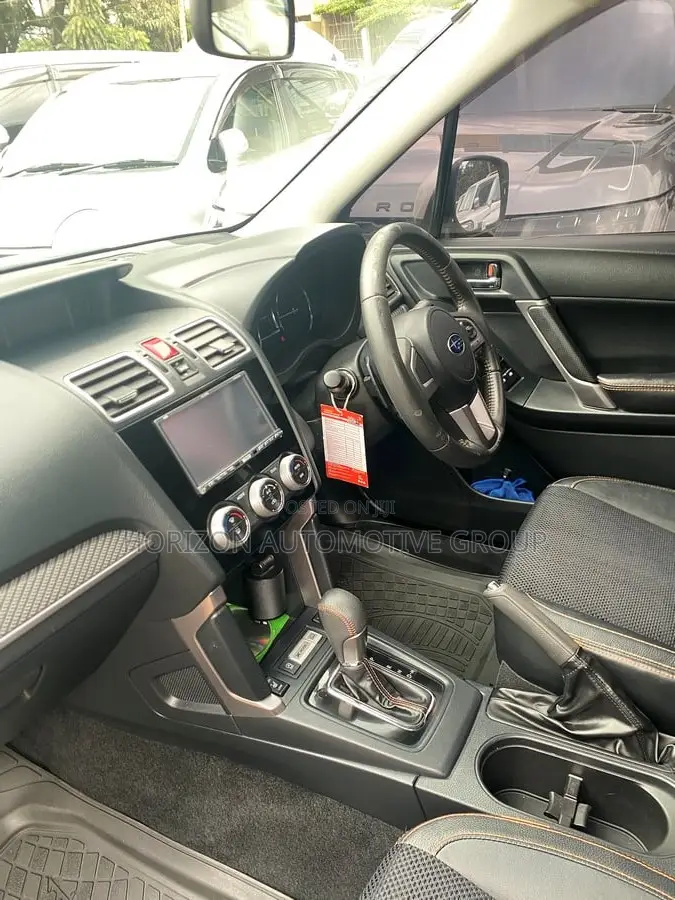 Subaru Forester 2.0XT Premium AWD 2017 White