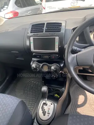 Toyota IST 2009 Silver