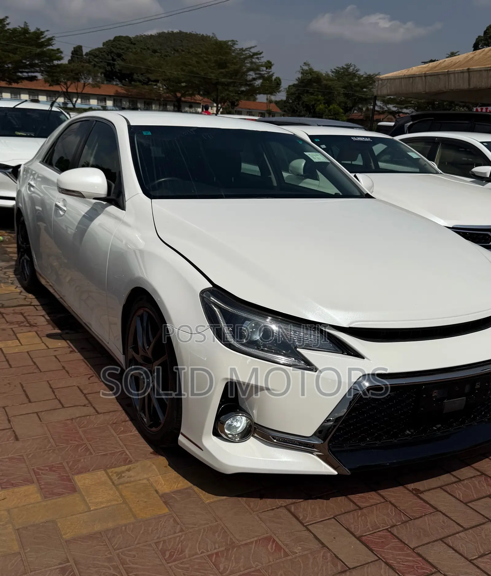 Toyota Mark X 2.5 AWD 2013 White