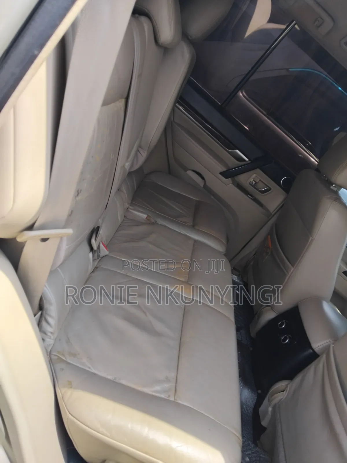 Mitsubishi Pajero 2012 Silver