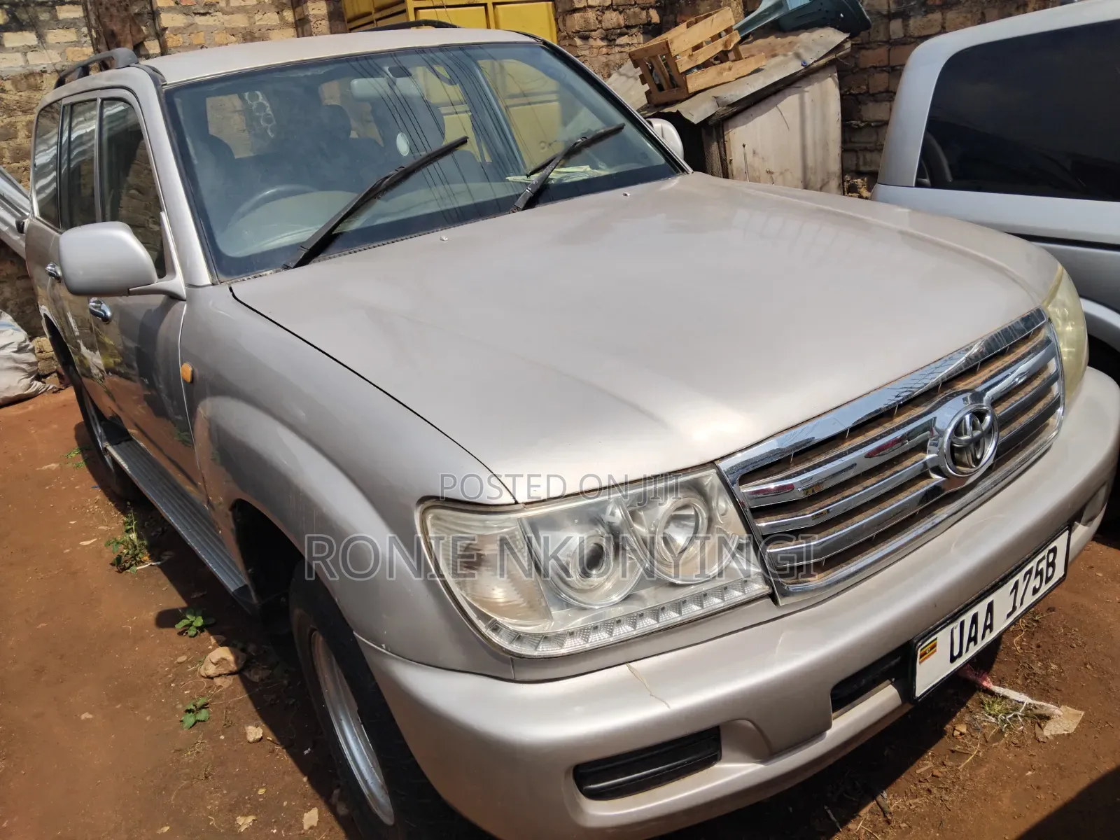 Toyota Land Cruiser 2003 Silver