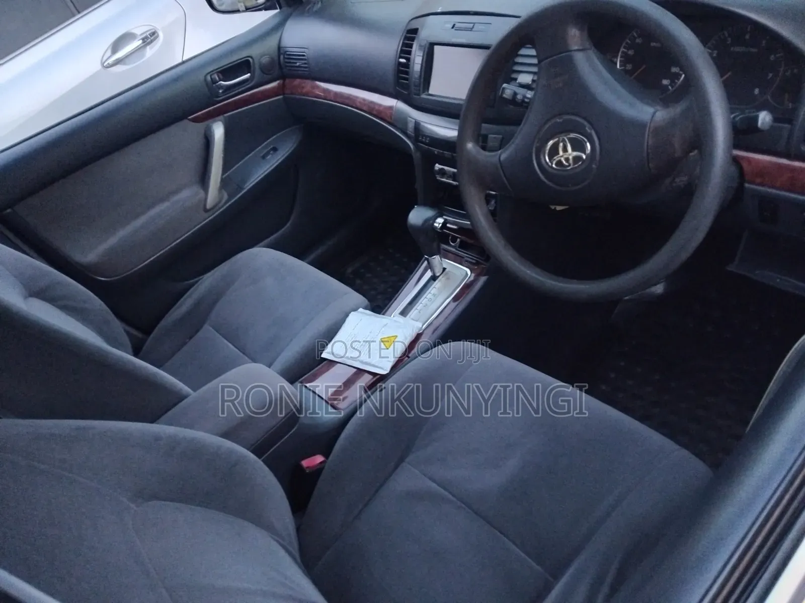 Toyota Premio 2006 White